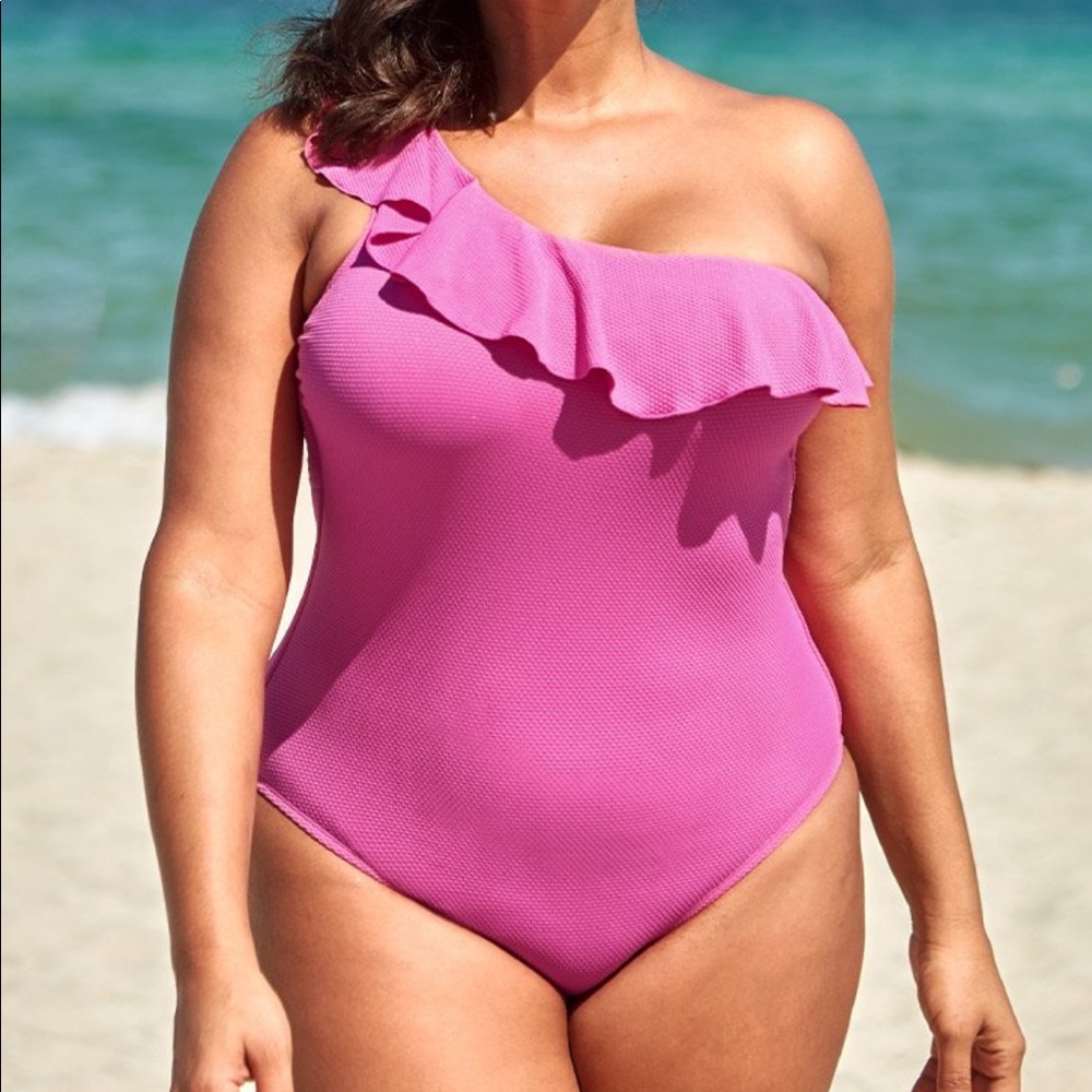 Cupshe NWT Felicia One Shoulder Swimsuit - Plus